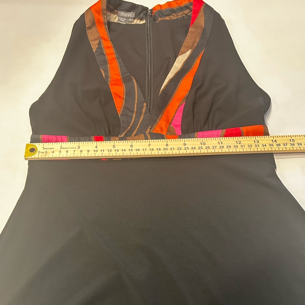 Women's MUSE Black Sleeveless V-neck Dress, Size 4 - Picture 10 of 14